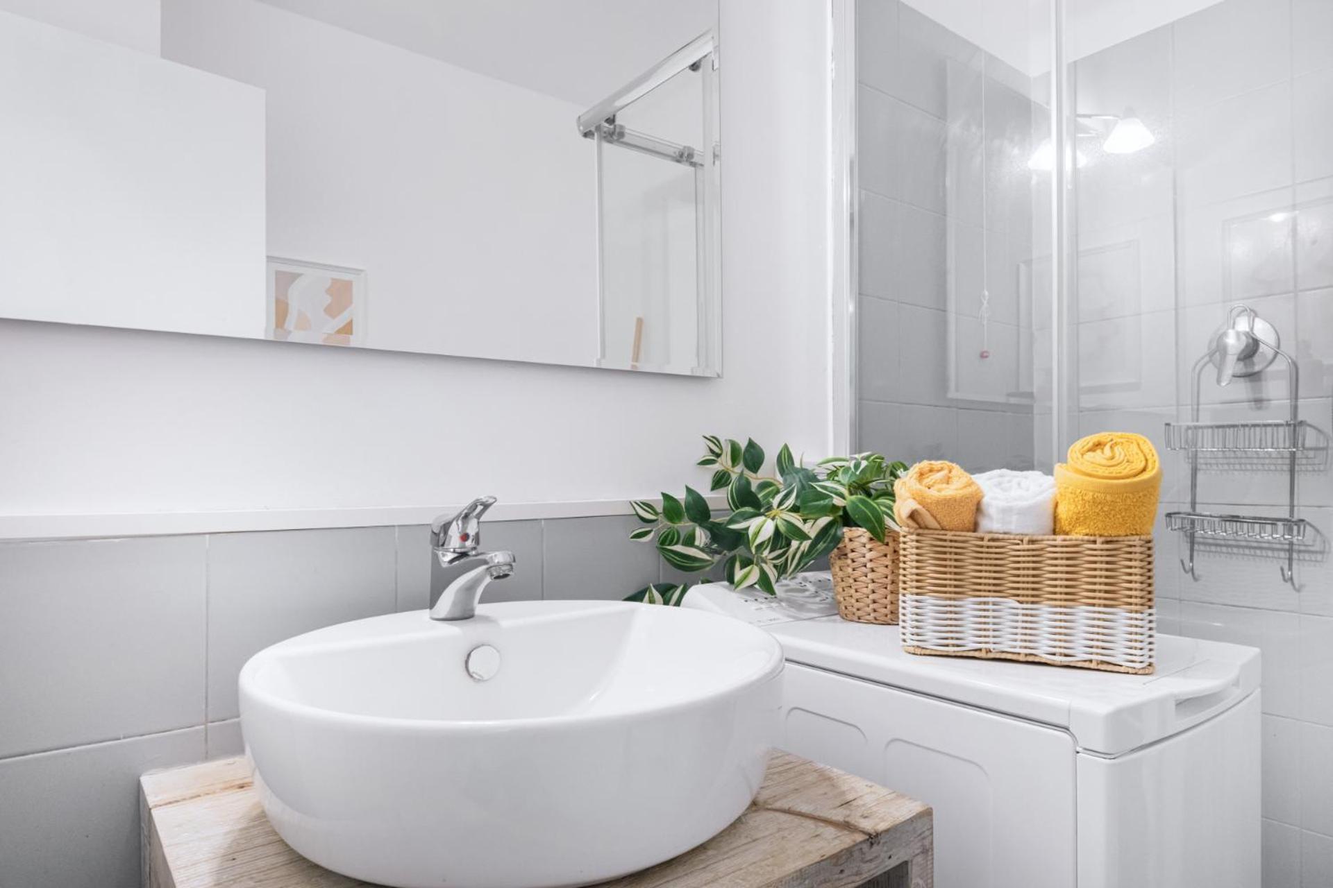 Easylife - Grazioso Monolocale In Porta Venezia * Milan